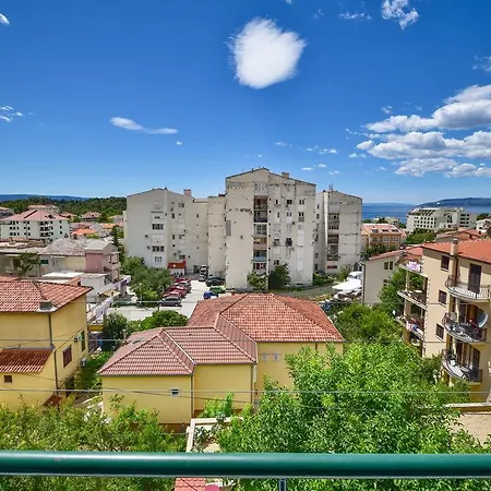 Apartment Vjeko Makarska