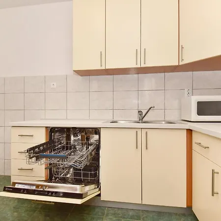 Vjeko Μακάρσκα